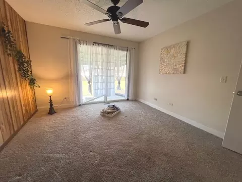 Bedroom - 462 E Lorraine Ave, Addison, IL 60101 photo 3 of 7