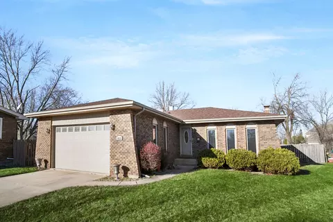 4022 Violet Ln, Matteson, IL 60443