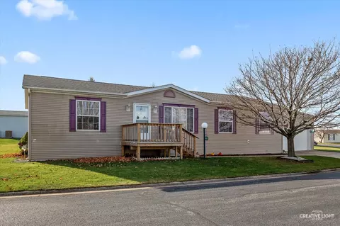553 Mallard Cir, Sandwich, IL 60548