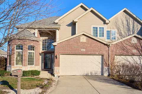 3207 Nottingham Ct, Olympia Fields, IL 60461