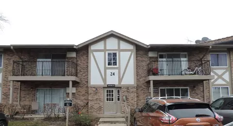 16 W481 Lake Dr #24B-105, Willowbrook, IL 60527