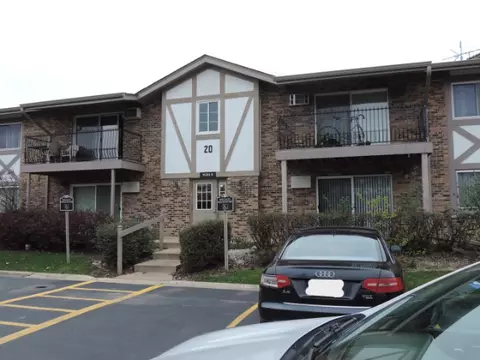 9 S201 Lake Dr #20B-105, Willowbrook, IL 60527
