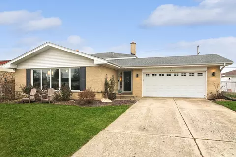 429 Wingate Dr, Schaumburg, IL 60193