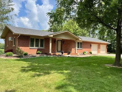 12423 River Rd, Plano, IL 60545 photo 1