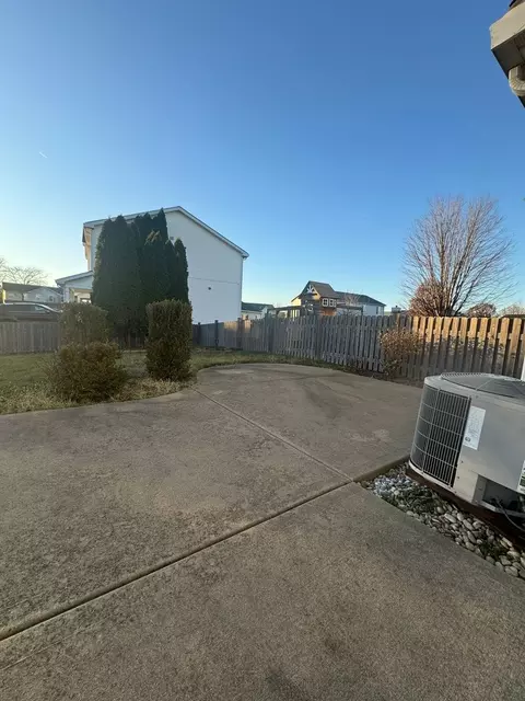Exterior - 21431 Franklin Cir, Plainfield, IL 60544 photo 3 of 4