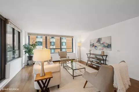 222 E Pearson St #701, Chicago, IL 60611 photo 5