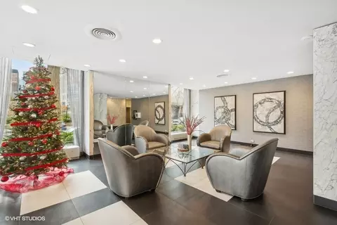 222 E Pearson St #701, Chicago, IL 60611 photo 2