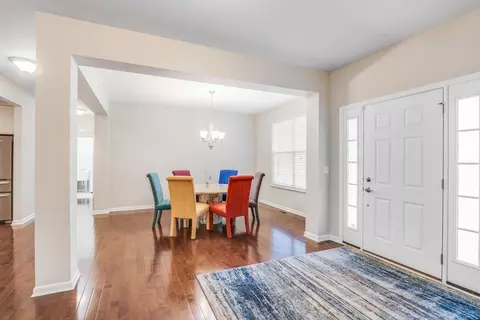 1652 Bur Oak Dr, Hoffman Estates, IL 60192 photo 6