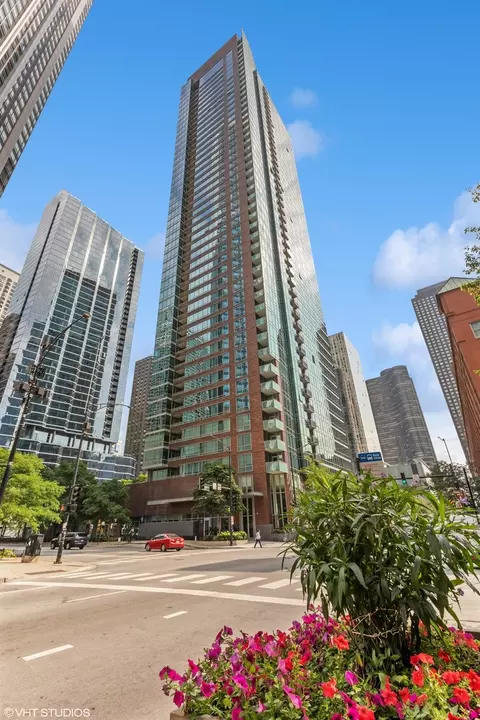 505 N Mcclurg Ct #1706, Chicago, IL 60611