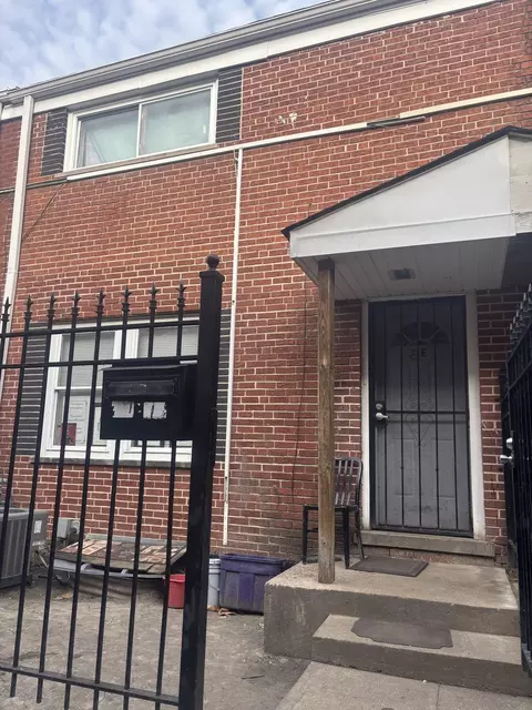 45 N Mayfield Ave #E, Chicago, IL 60644