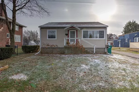 101 E Overton St, Tuscola, IL 61953