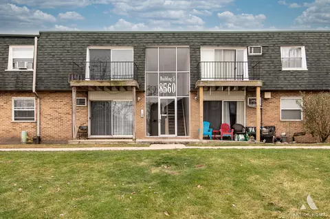 8560 W 102nd Ter #5-109, Palos Hills, IL 60465