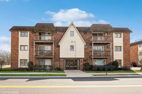 6645 172nd St #3D, Tinley Park, IL 60477