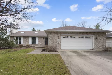 202 Julianne Dr, Manhattan, IL 60442