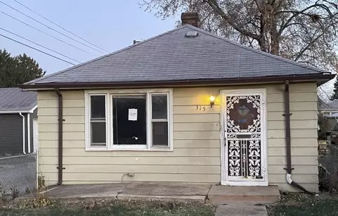 315 W 150th St, Harvey, IL 60426