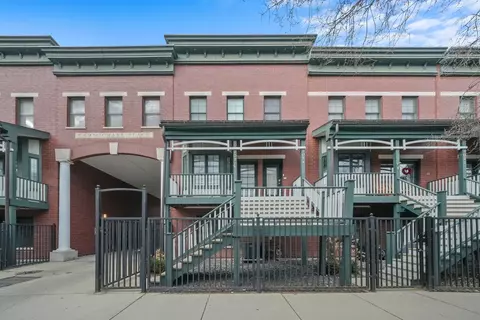 1026 W Monroe St, Chicago, IL 60607