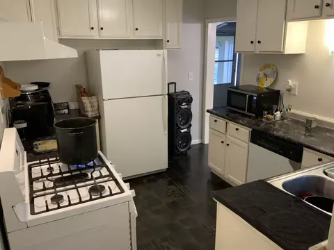 Kitchen - 15821 Whipple Ave, Markham, IL 60428 photo 1 of 2
