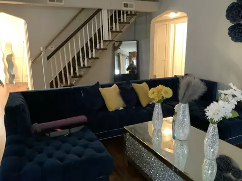 Living - 15821 Whipple Ave, Markham, IL 60428 photo 2 of 3