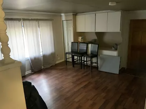 Living - 15821 Whipple Ave, Markham, IL 60428 photo 3 of 3