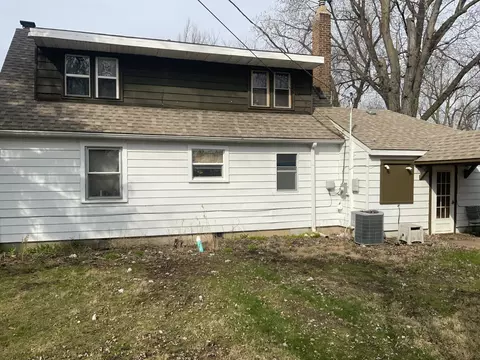 Exterior - 15821 Whipple Ave, Markham, IL 60428 photo 5 of 6