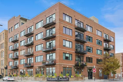 1152 W Fulton Market St #3D, Chicago, IL 60607