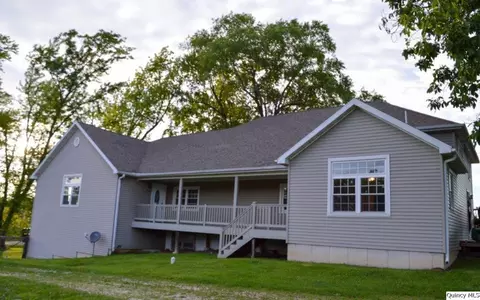 2210 E 1450th St, Mendon, IL 62351 photo 1