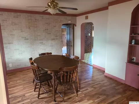 281 S 8th St, Hamilton, IL 62341 photo 7