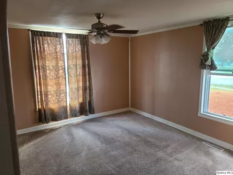 281 S 8th St, Hamilton, IL 62341 photo 12