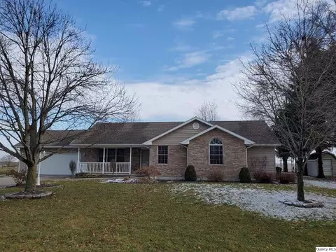 205 Ash St, Ursa, IL 62376 photo 1