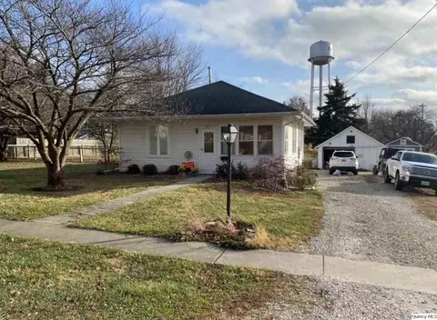 513 E Main St, Plainville, IL 62365 photo 1