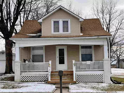 342 W Collins, Mendon, IL 62351 photo 1