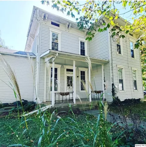 207 S State St, Mendon, IL 62351 photo 1