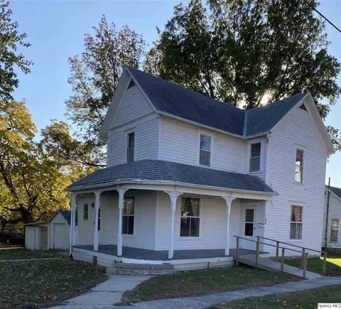 490 Main St, Barry, IL 62312 photo 1