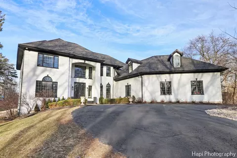 14910 Kishwaukee Valley Rd, Woodstock, IL 60098