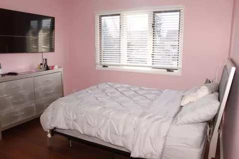 Bedroom - 1522 Morris Ave, Berkeley, IL 60163 photo 3 of 3