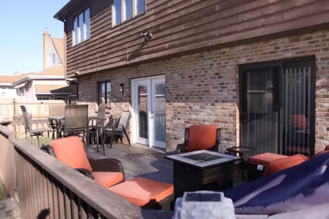 Exterior - 1522 Morris Ave, Berkeley, IL 60163 photo 6 of 6