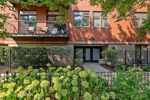 1830 N Winchester Ave #317, Chicago, IL 60622
