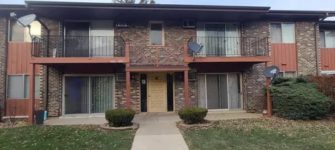 247 N Neltnor Blvd #B2L, West Chicago, IL 60185