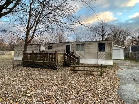 745 E Dayton Ct, Godley, IL 60407
