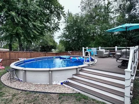 655 Cedar Ln, Bartlett, IL 60103 photo 11
