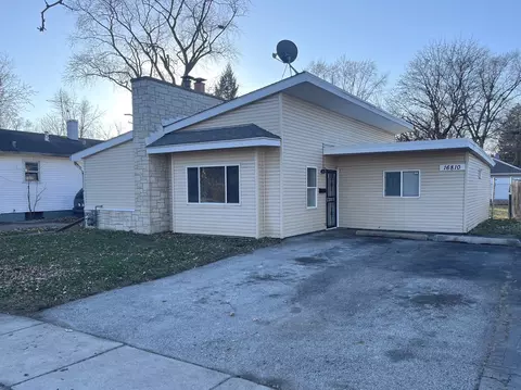 16810 Dixie Hwy, Hazel Crest, IL 60429