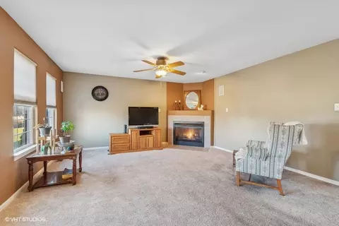 2902 Twin Falls Dr, Plainfield, IL 60586 photo 14