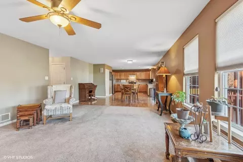 2902 Twin Falls Dr, Plainfield, IL 60586 photo 13
