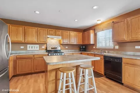 2902 Twin Falls Dr, Plainfield, IL 60586 photo 8