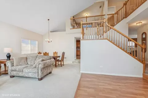 2902 Twin Falls Dr, Plainfield, IL 60586 photo 2