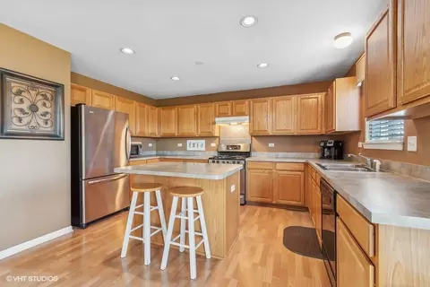 2902 Twin Falls Dr, Plainfield, IL 60586 photo 9