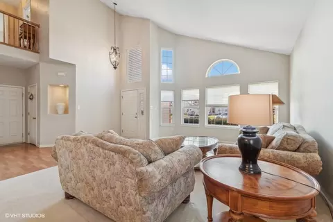 2902 Twin Falls Dr, Plainfield, IL 60586 photo 4