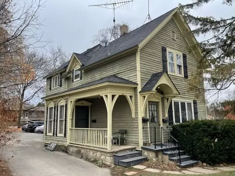 512 W Chicago St, Elgin, IL 60123
