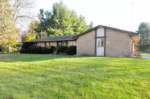 5291 Lake Crst, Caledonia, IL 61011