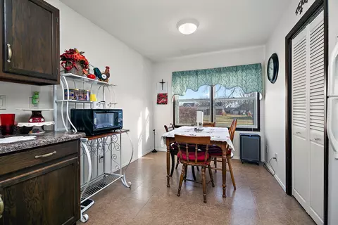 418 S Second St, Peotone, IL 60468 photo 9